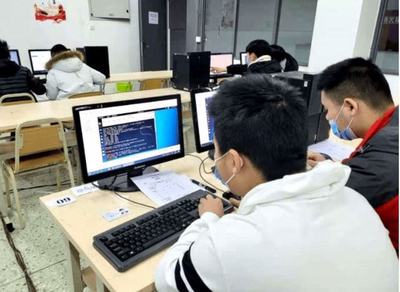 工學(xué)類專業(yè)就業(yè)“錢景”排行，計(jì)算機(jī)收入可觀，榜首卻是新興行業(yè)——網(wǎng)絡(luò)與信息安全軟件開發(fā)